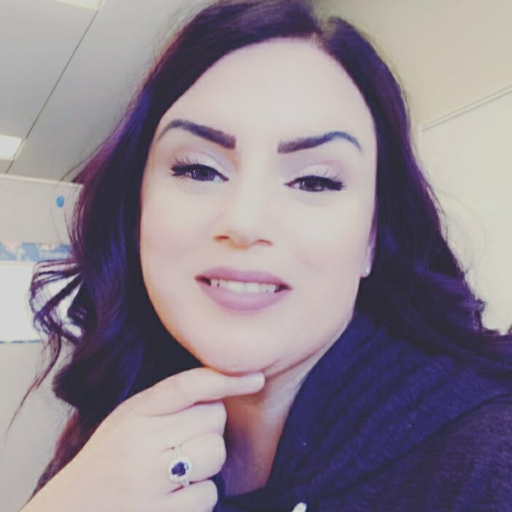 Meet your Posher, Marianne